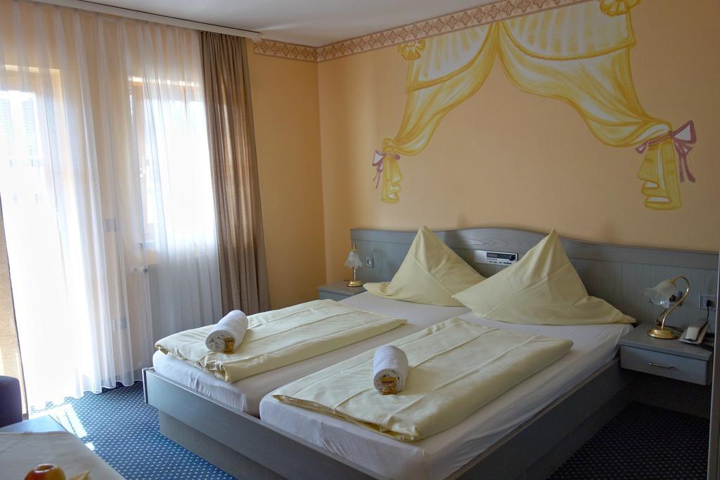 Hotel Ferienhotel Rothbacher Hof 3*